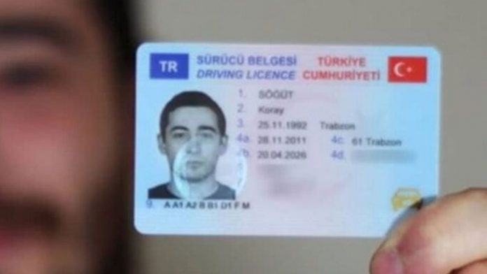 قوانین و نحوه دریافت گواهینامه / تصویر گواهینامه رانندگی در کشور ترکیه